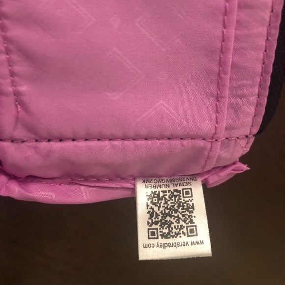 Vera Bradley zip ID lanyard - Picture 10 of 12